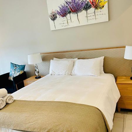 Menlyn Maine Trilogy Hotel Pretoria Ngoại thất bức ảnh